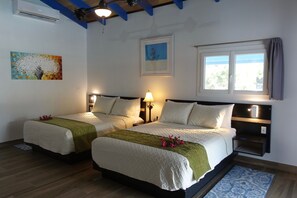 2 bedrooms, in-room safe, desk, iron/ironing board
