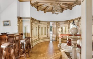 Interior - 11 bedroom cozy home in Gørding (Gørding)