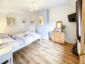 3 camere, Wi-Fi gratuito, lenzuola