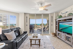 Smart TV - Beautifully renovated condo Beach Colony West (Navarre)