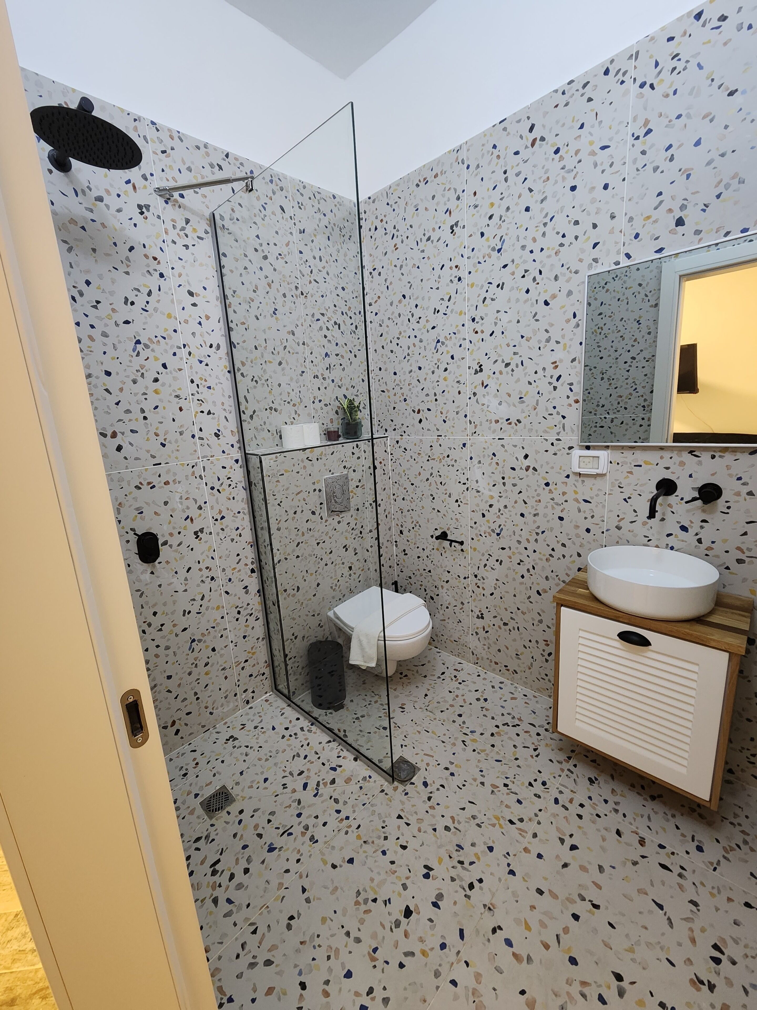 Photo - SPACE ART BOUTIQUE Downtown