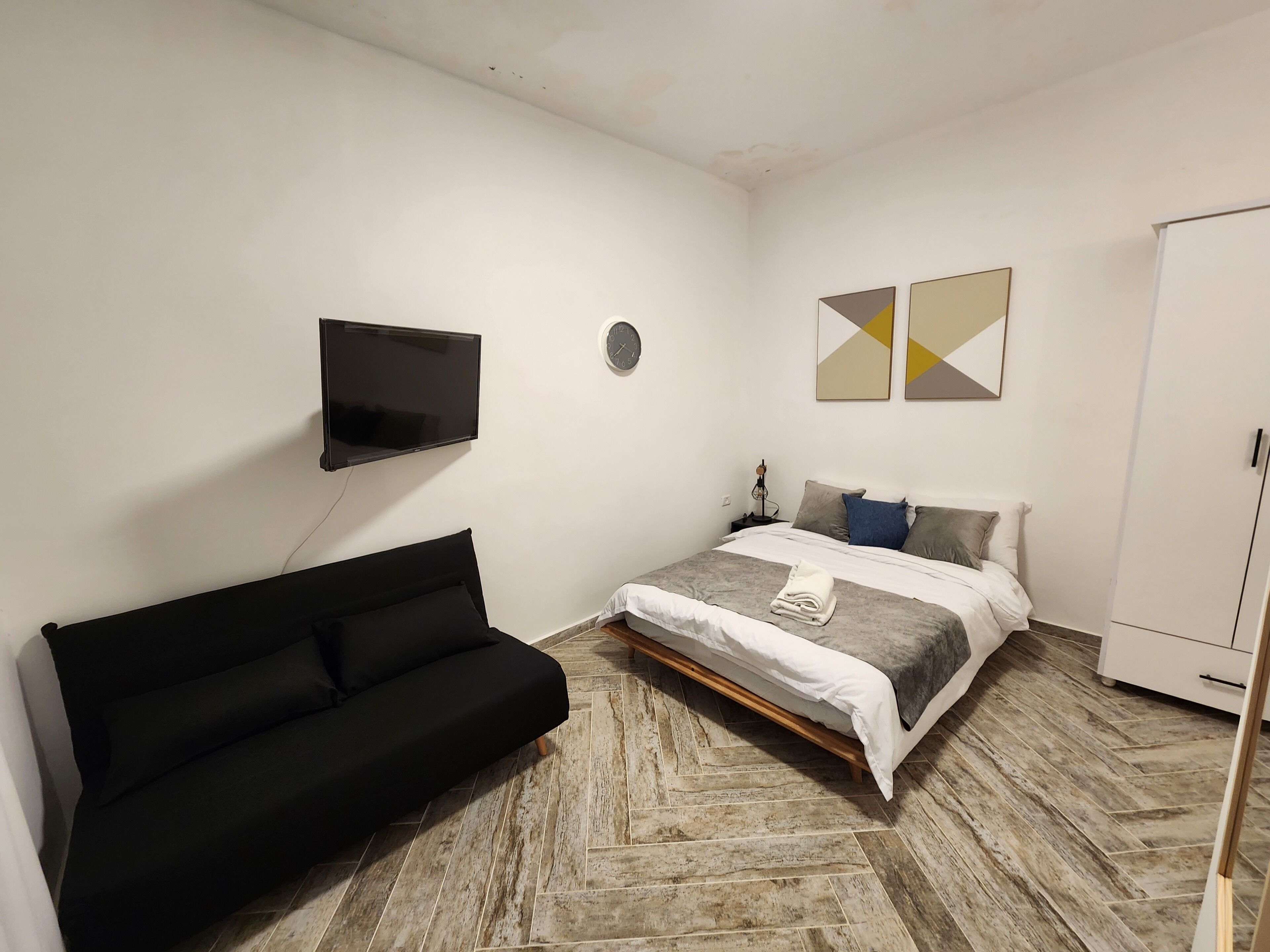 Photo - SPACE ART BOUTIQUE Downtown