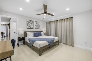 3 bedrooms, desk, iron/ironing board, free WiFi