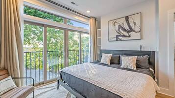 4 habitaciones, escritorio, tabla de planchar con plancha y wifi gratis