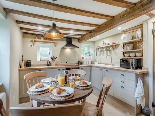 3 bedroom accommodation in Wenhaston, near Halesworth