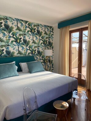 1 室のベッドルーム、デスク、アイロン / アイロン台、WiFi (無料)