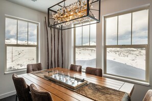 Dining - New to Market! Stunning Views, Close to DV Gondola, Amenities Galore, Near Park City Main Street! (Deer Valley)