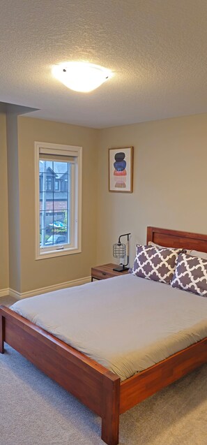 3 chambres, bureau, fer et planche à repasser, Wi-Fi gratuit