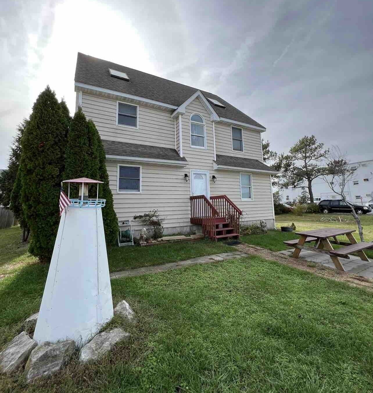 Harbor House Vacation Home - Plenty of Parking!