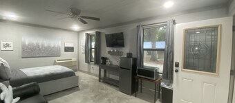 Paradise Point Cottage tucked in a shady relaxing setting.