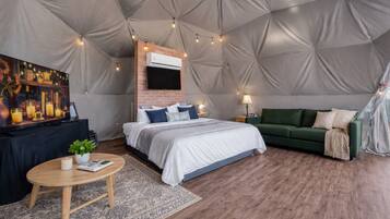 5 Schlafzimmer, Schreibtisch, kostenloses WLAN, Bettwäsche