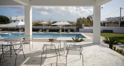 Tzanis Resort