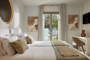 Double Room for Disabled | Premium bedding, in-room safe, desk, laptop workspace - Tzanis Resort (Skiros)