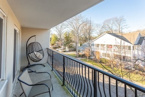 Side Balcony- Facing Sussex Street