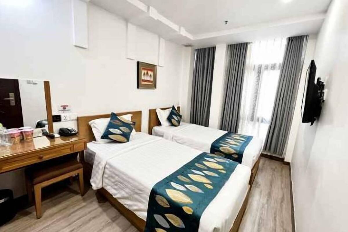 Minibar, desk, soundproofing, free WiFi