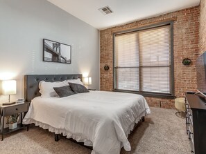 1 bedroom, iron/ironing board, free WiFi, bed sheets - Loft in the heart of Downtown in Historic Building! (Bartlesville)