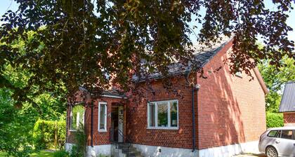 4 bedroom stunning home in Löderup