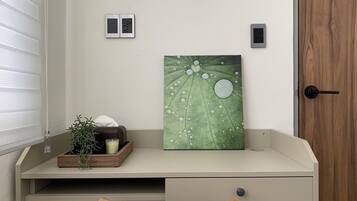 Economy Room, Non Smoking, Shared Bathroom | Free WiFi