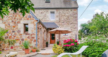 Amazing home in Le Faouët with WiFi
