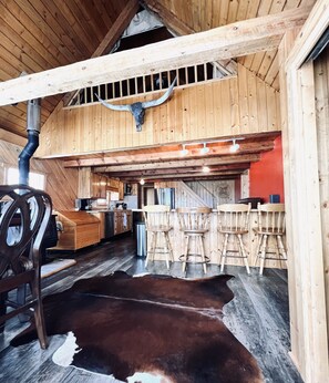 Interior - Mountain cabin with trail access and optional heated shop (Dubois)