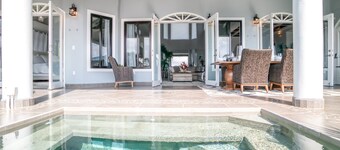 Kairos Villa - Luxury Ocean Front