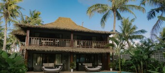 Domu Mia Villa Siargao Private 3 Bedroom Tropical Villa close to beach
