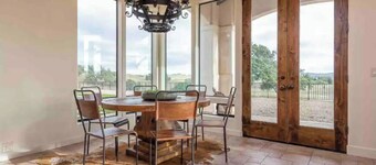 Gorgeous Ranch on the Wine Trail