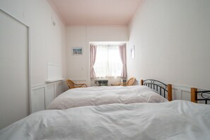101 Economy Double Room, 1 Bedroom, Non-Smoking | Down comforters, individually decorated, individually furnished - Minpaku Ota Building No.1 (Otaru)