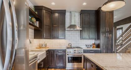 Barndance 103 B Wood Run Ct · Barndance on Whitefish Mountain! 5BD 4BA Sleep 17!