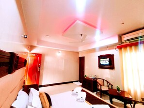 ห้องซิกเนเจอร์ | ทีวี