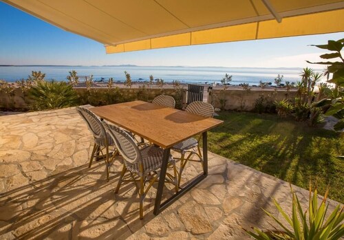 5 Apartment Direkt am Meer-tolle Neue Ausstattung, Free Wifi