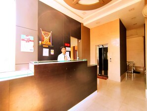 Reception - Yuvraj Galaxy Inn (Mysore)