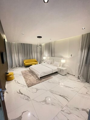 8 Schlafzimmer, WLAN