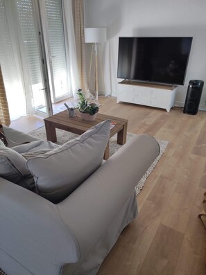 TV connectée, chaîne hi-fi, imprimantes