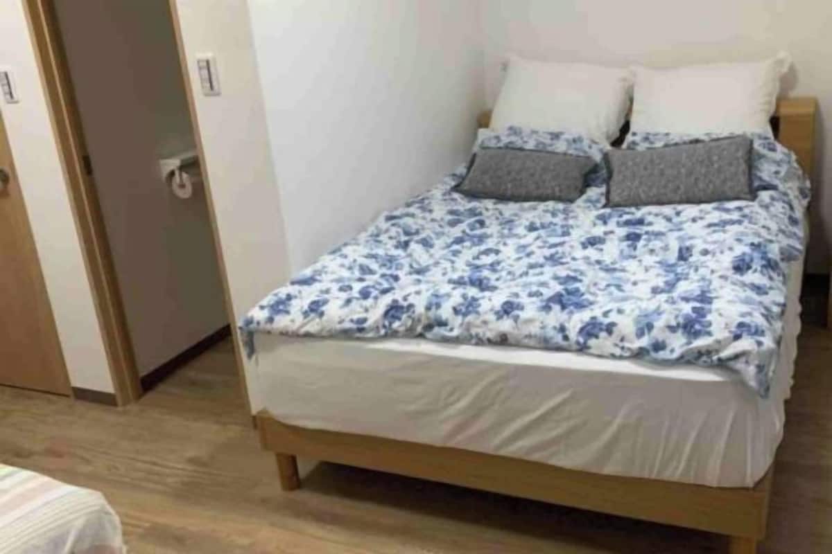 3 bedrooms, free WiFi, bed sheets