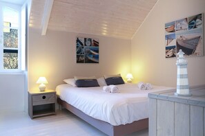 4 slaapkamers, een strijkplank/strijkijzer, gratis wifi