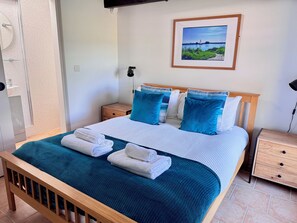 2 bedrooms, iron/ironing board, travel crib, free WiFi