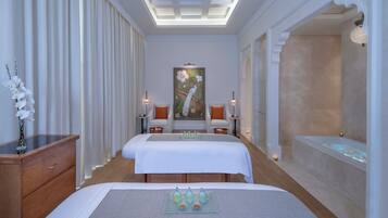 Couples treatment rooms, Turkish bath, body treatments