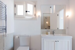 Luxury Villa | Bathroom - Thea Lofou House (Corfu)