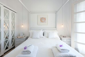 Luxury Villa | 4 bedrooms, iron/ironing board, free WiFi - Thea Lofou House (Corfu)