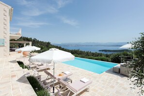 Exterior - Thea Lofou House (Corfu)