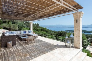 Terrace/patio - Thea Lofou House (Corfu)
