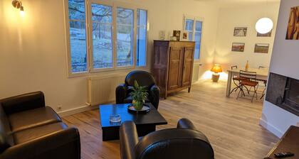 Mas de vigneron au sein d'un vignoble