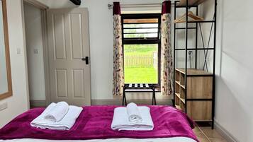 2 chambres, fer et planche Ă repasser, lit parapluie, Wi-Fi gratuit