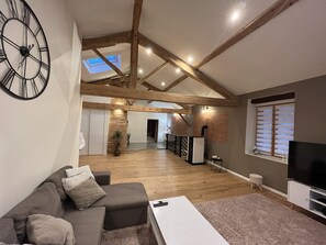 Living area - Le jardin secret Gîte&SPA 4*, relaxation in the heart of the Gers (Lombez)