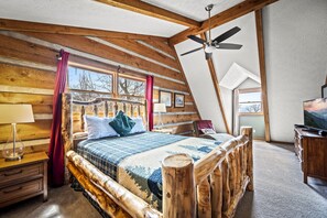 3 slaapkamers, een bureau, reisbedje, internet