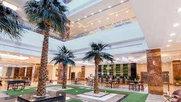 Coin salon dans le hall