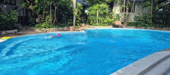 Resort house - 2 min walk to the beach