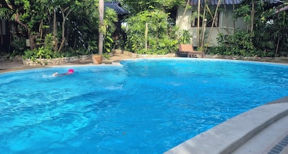 Resort house - 2 min walk to the beach