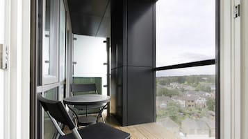 Classic Apartment | Balcony view